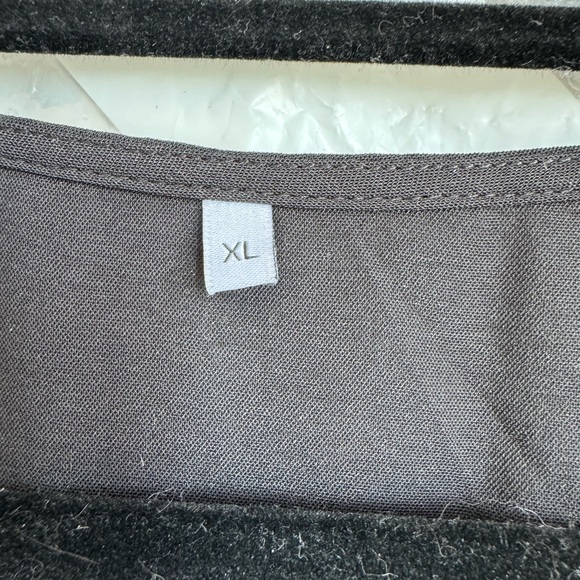 Amoretu Black V-Neck Dress, Size XL - Picture 6 of 10